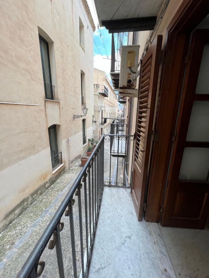 John'S House Daire Cefalù Dış mekan fotoğraf